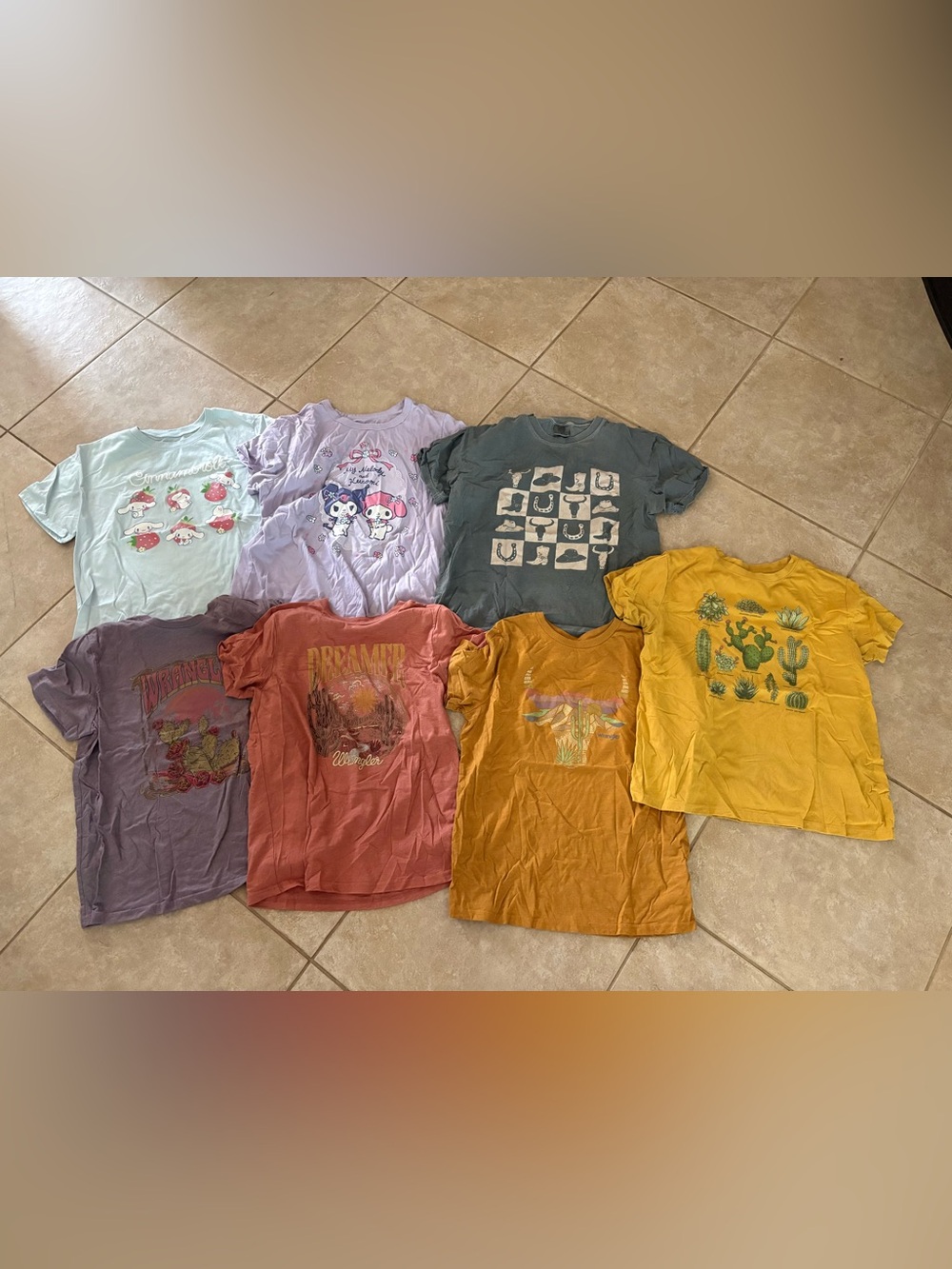 T-Shirt Bundle - Picture 2 of 3